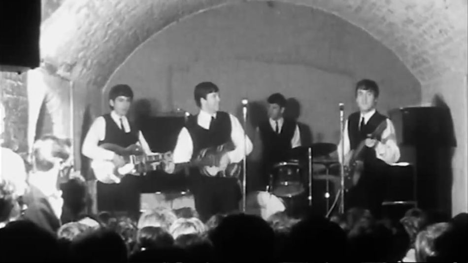 The Beatles tocando por primera vez en The Cavern Club 20220209