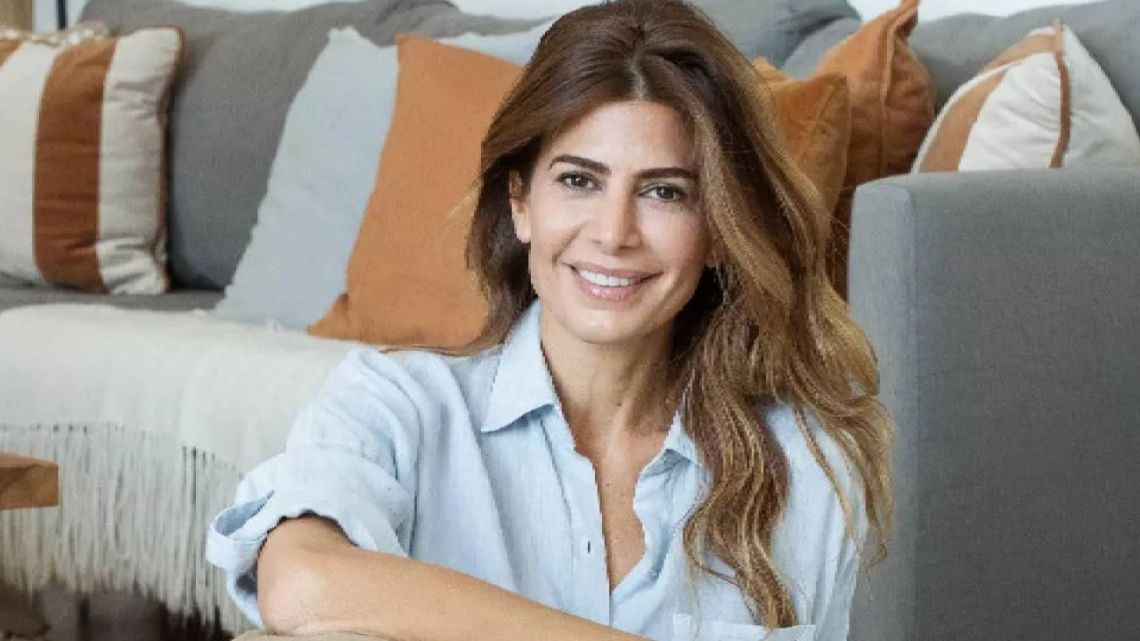 Juliana Awada inaugura la nueva temporada de transparencias | Caras