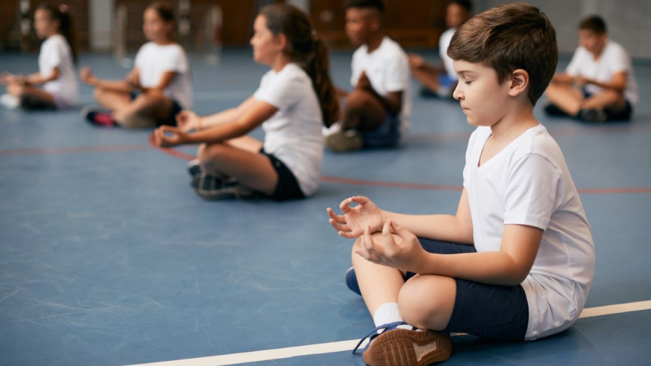 Empezar la jornada escolar con 10 minutos de mediatación mejora la convivencia. | Foto:Shutterstock
