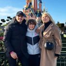 Wanda Nara y Mauro Icardi sorprendieron a Benedicto López con un exclusivo cumpleaños en Disneyland, París