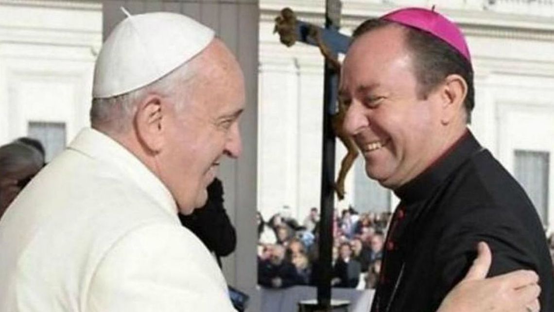 Gustavo Zanchetta meeting Pope Francis.