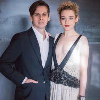 Iventando a Anna: quién es la pareja "real" de la protagonista de la serie