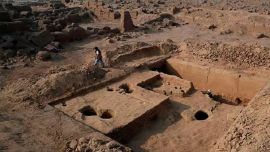 Fueron halladas en la milenaria ciudad de barro de Cajamarquilla, en las cercanías de Lima.