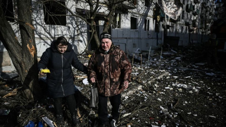 Ucrania confirmó las primeras muertes de soldados y civiles 