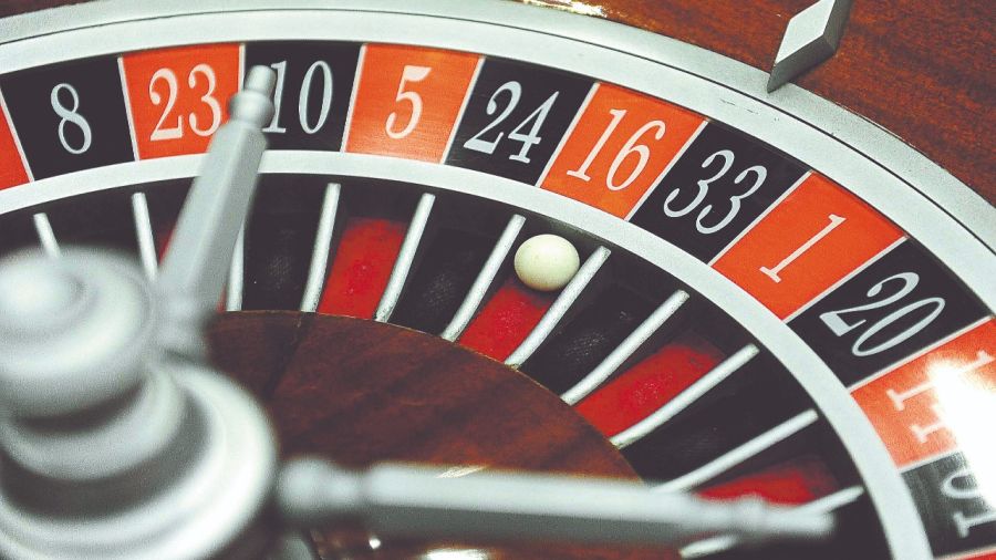 El riesgo es que el ludópata descuida su vida personal, familiar, social y laboral