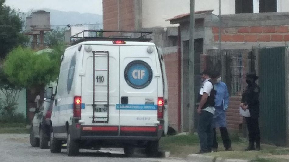 Pareja muerta en La Merced Salta 20220302