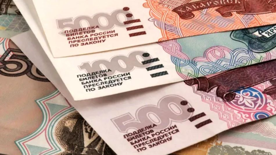 El rublo se devaluó 20220303