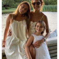 Juliana Awada dio un breve paseo por Madrid junto a su hija Valentina Barbier