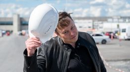 Elon Musk en una foto de 2021, en la construcción de una de sus empresas cerca de Berlin.