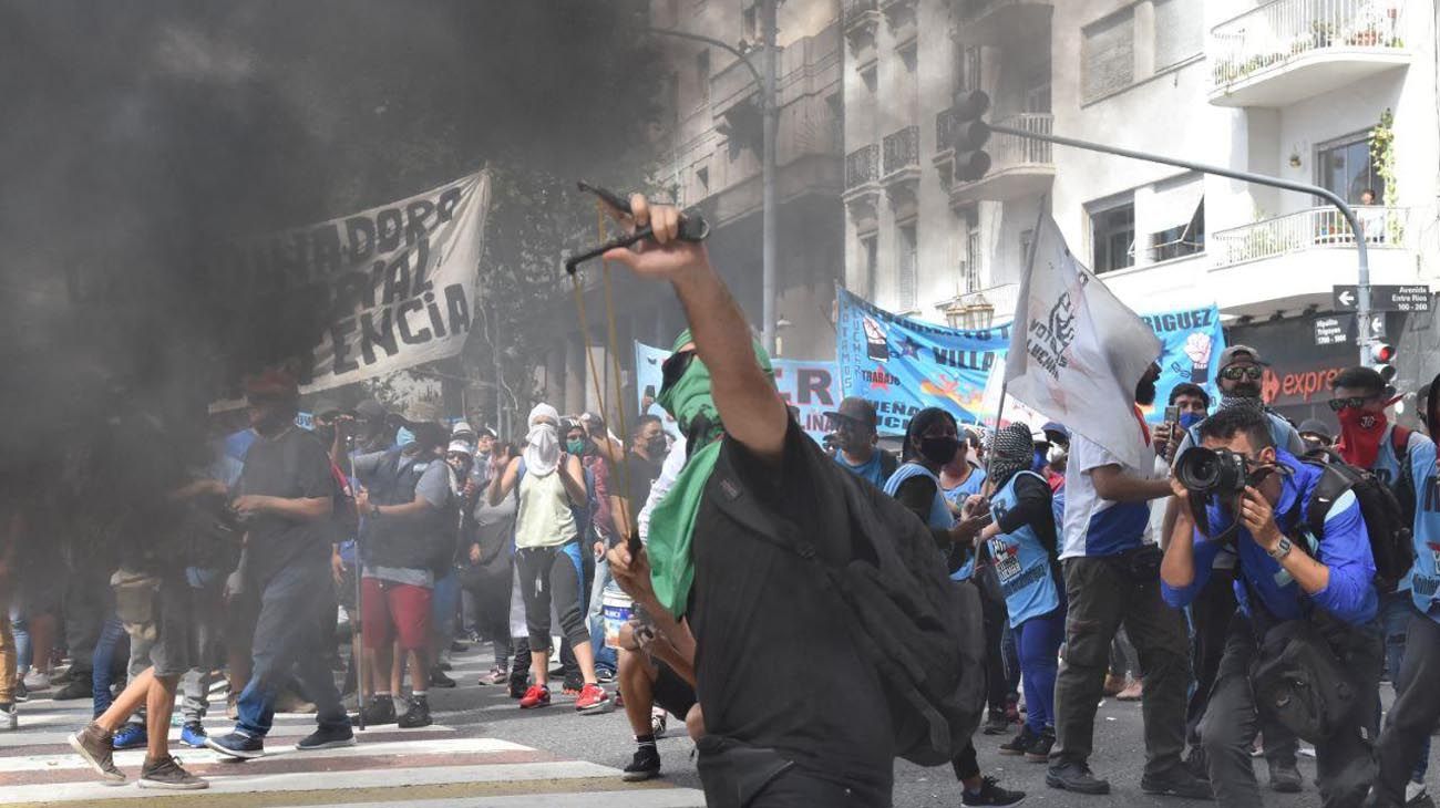 Incidentes en el Congreso por acuerdo FMI