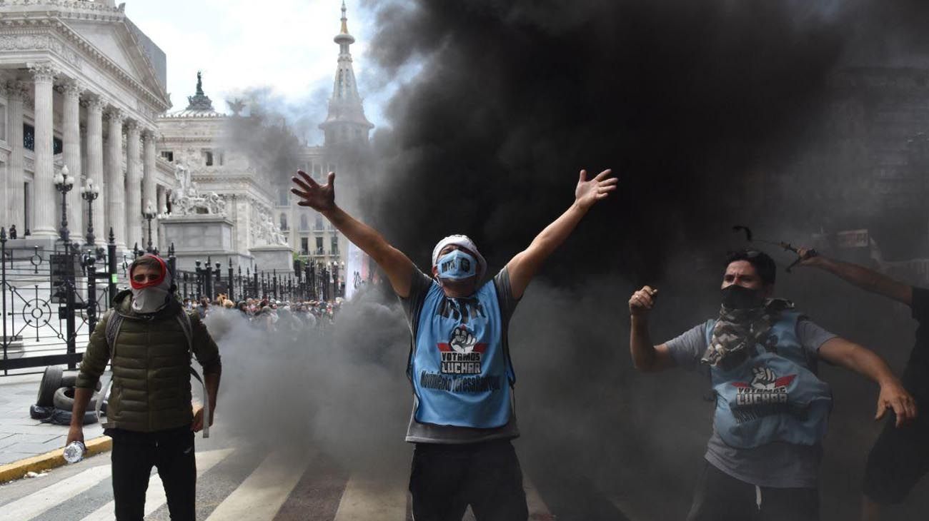 Incidentes en el Congreso por acuerdo FMI