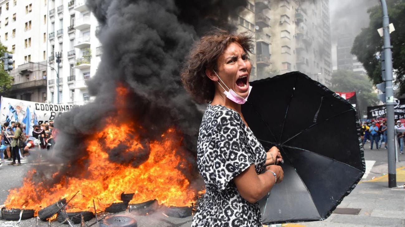 Incidentes en el Congreso por acuerdo FMI