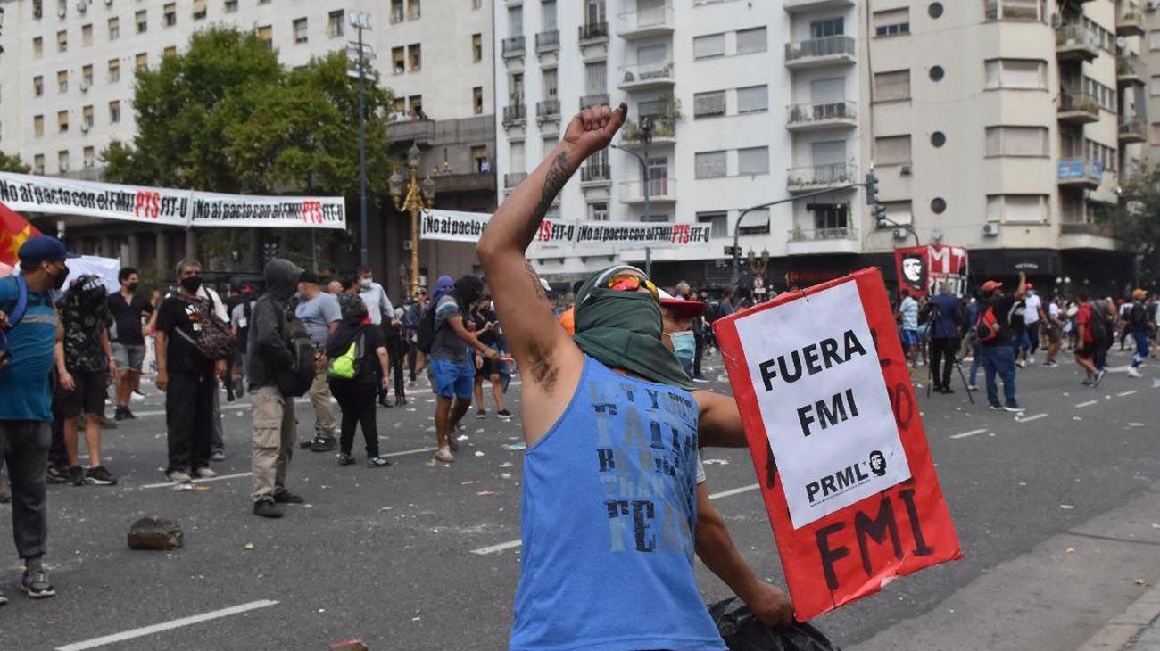 Incidentes en el Congreso por acuerdo FMI 