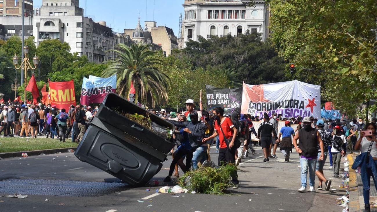 Incidentes en el Congreso por acuerdo FMI 