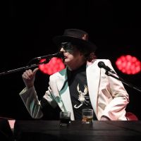 Beto Casella desmiente que Charly García esté solo y sin la presencia de su familia