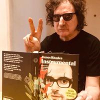 Beto Casella desmiente que Charly García esté solo y sin la presencia de su familia