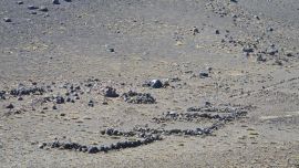 Se trata de dos construcciones pircadas que fueron encontradas en las inmediaciones de la laguna del Diamante y del volcán Maipo