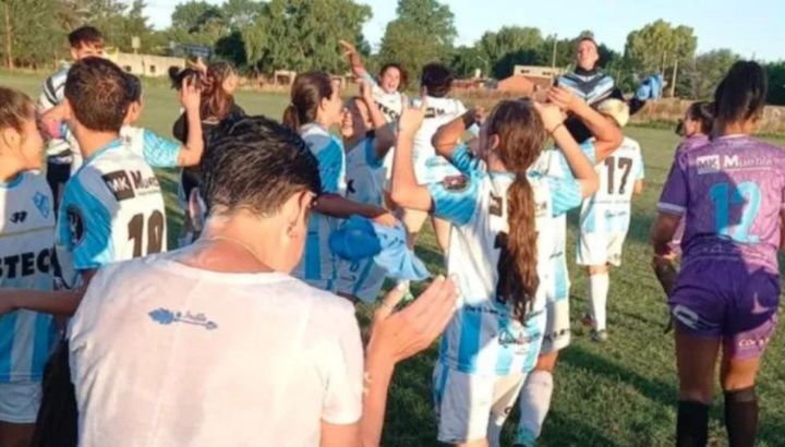 Un club del ascenso despidió a dos técnicos que acosaban a jugadoras  menores de edad | 442