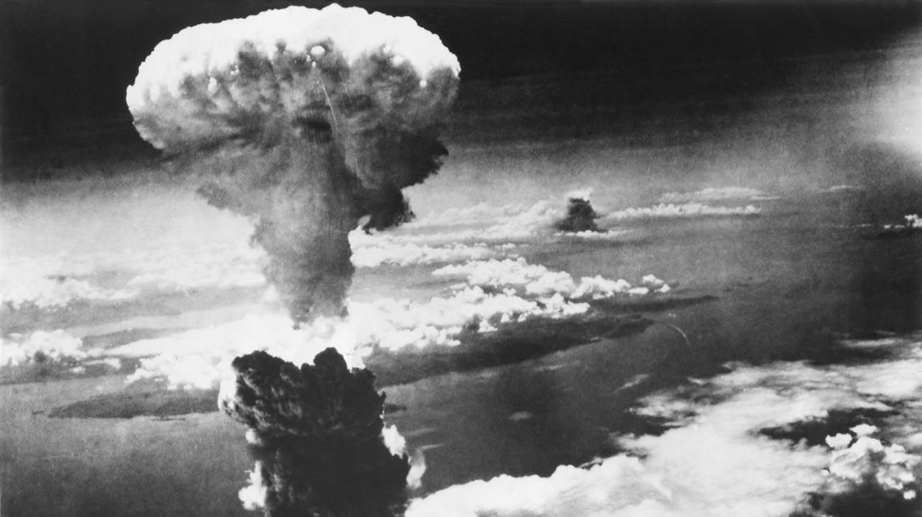 Bombardeo sobre Nagasaki Japón