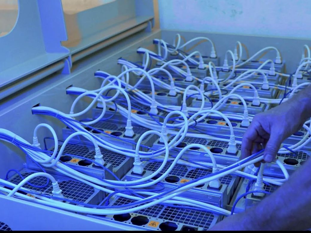 Startup argentina presenta una tecnología para minar bitcoins en el hogar |  Perfil