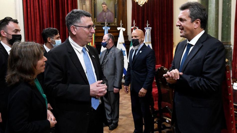 Massa en la embajada de Israel 20220317