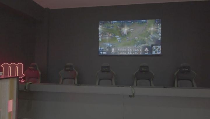 De Gea inauguró la sede de su club de esports Rebels Gaming en Madrid