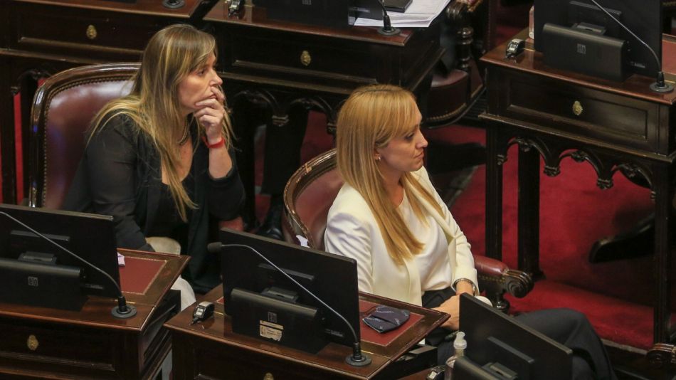 Anabel Fernández Sagasti y Juliana Di Tullio acuerdo fmi senado g_20220318
