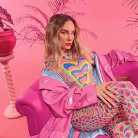 Belinda publicó una foto con varios tuits que preocuparon a sus fans