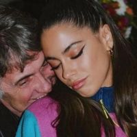 Tini Stoessel compartió la primera foto con su papá desde la clínica