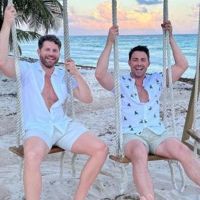 Jonathan Bennett, el galán de “Chicas Pesadas” se casó con su novio en México