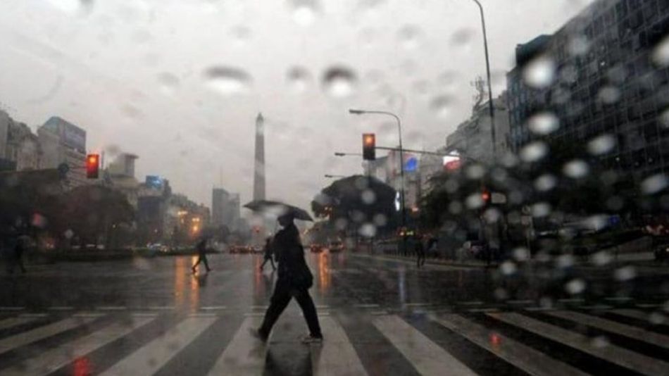 Diluvió en la Ciudad y hay una alerta de ciclón en la provincia de Buenos Aires