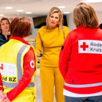 El llanto de Máxima en su visita un centro para refugiados de Ucrania en Ámsterdam