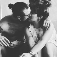 Gianinna Maradona y Daniel Osvaldo entregados en un tierno beso