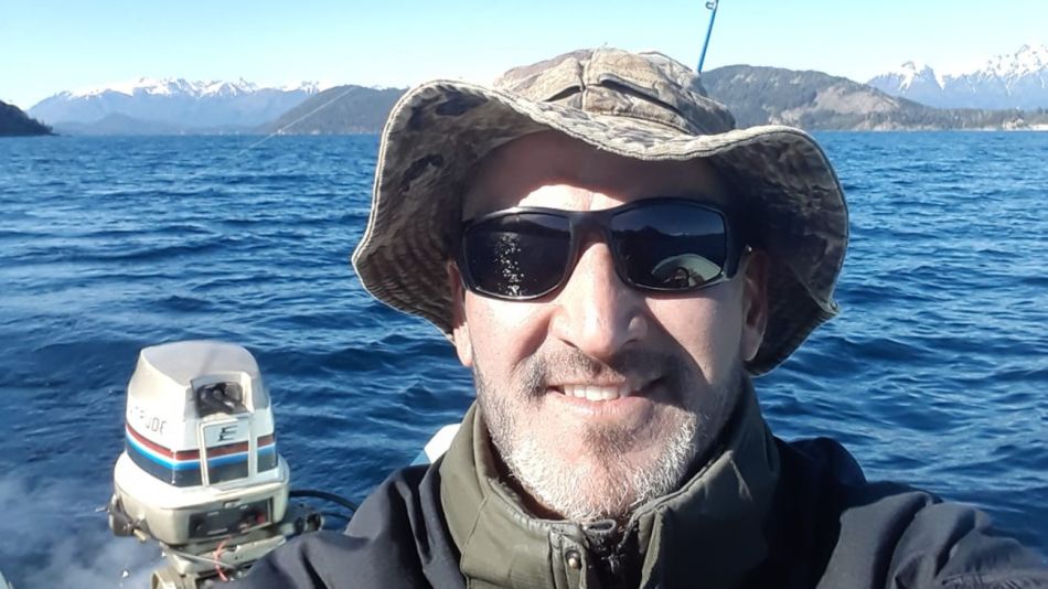 Segundo Pargade cazar Villa La Angostura g_20220326