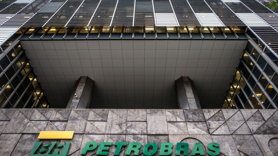 Petrobras Declines On Fuel Price Pressure From Bolsonaro