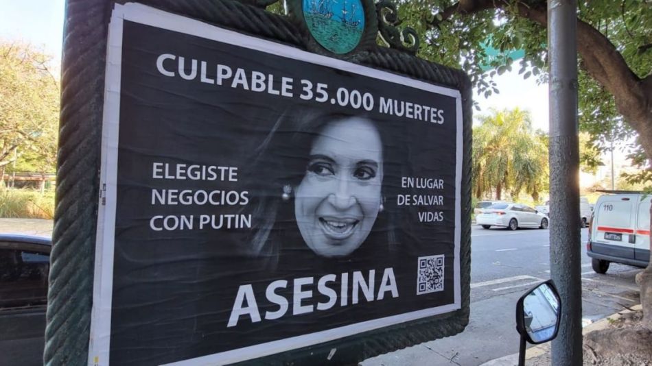 Afiches contra Cristina