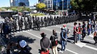 Acampe frente al ministerio de Desarrollo Social en reclamo de ayuda económica, planes, trabajo y mejoras salariales 20220331