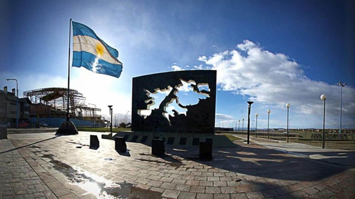 40 years after Malvinas, it’s time to end colonialism