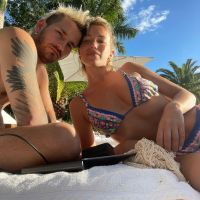 Ricky Montaner despejó los rumores de crisis con Stefy Roitman con este gesto