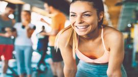 El ejercicio produce endorfinas que se distribuyen por todo el organismo a través de la sangre, generando sensación de bienestar, placer, euforia y felicidad