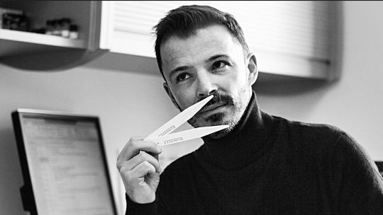 Jerome Epinette: "Cuando caminas y sientes una fragancia, puede ser el punto de partida de una creación"