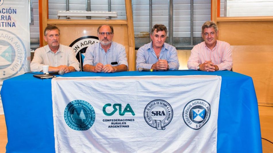 Mesa de Enlace Agropecuario 210220401