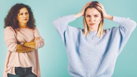 Ante esta situación tan angustiante, preguntarle directamente a la joven sobre el asunto. El diálogo será sanador