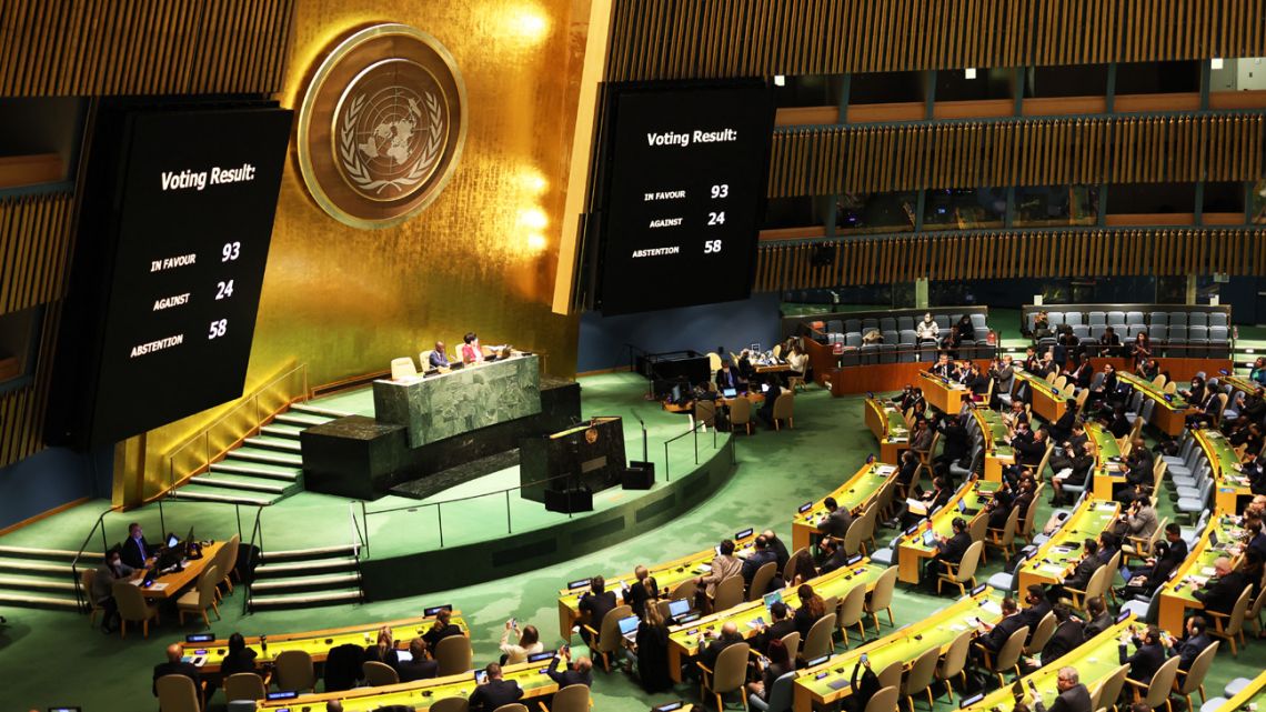 The results of the vote to expel Russia from the UN Human Rights Council of members of the United Nations General Assembly is seen on a screen during a continuation of the Eleventh Emergency Special Session on the invasion of Ukraine on April 07, 2022 in New York City.