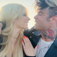 Avril Lavigne se comprometió por tercera vez: la romántica propuesta en París