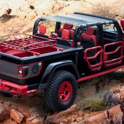 El Jeep Gladiator D-Coder Concept se presenta en la feria Moab de Utah, Estados Unidos.
