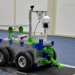 El robot cuenta con dos cámaras que pueden graban imágenes y audios durante las 24 horas del día