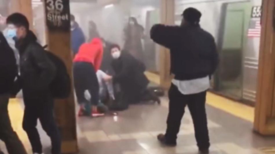 Tiroteo en el subte de Nueva York 20220412