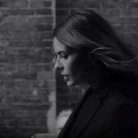 La China Suárez y Santi Celli presentan el anticipo de su video “El juego del amor”