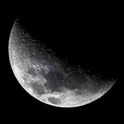 Luna de hoy por signo 19 de abril en Sagitario